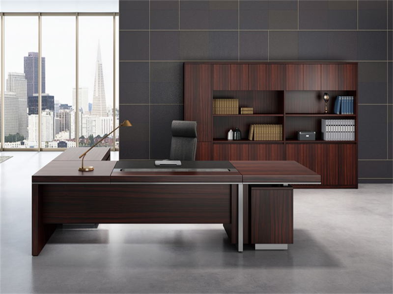 油漆面饰办公桌（2200*1000*760配副柜和三抽柜）